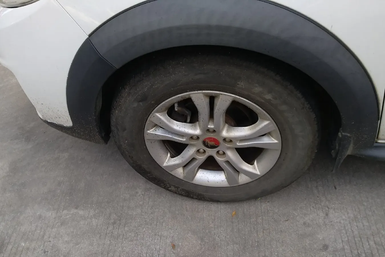 2015 DongFeng Forthing Joyear X3 1.5L 120HP L4 5MT,autocango,china used car exporter,china ev exporter,chinese used car exporter,chinese used ev exporter