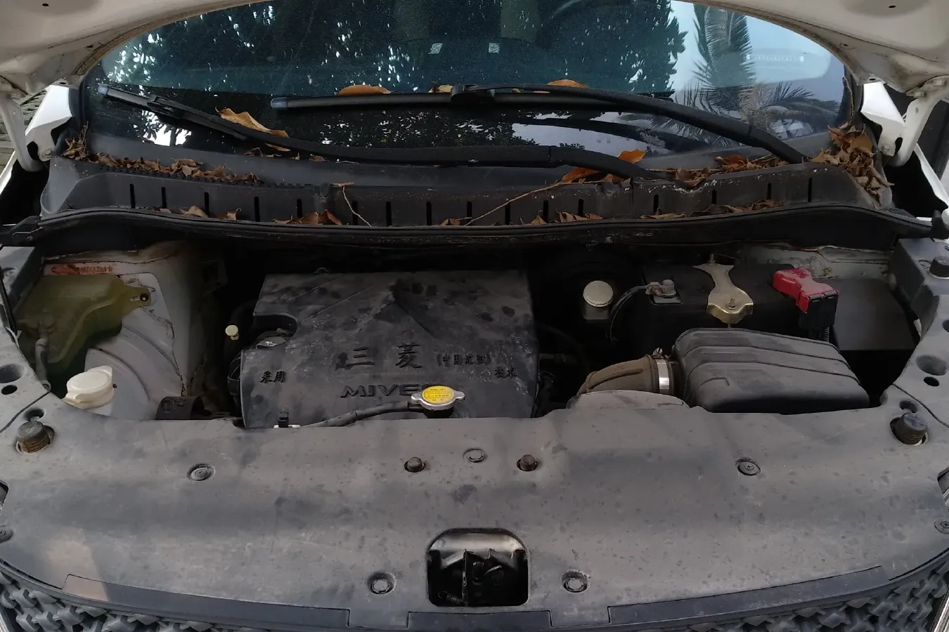 2015 DongFeng Forthing Joyear X3 1.5L 120HP L4 5MT,autocango,china used car exporter,china ev exporter,chinese used car exporter,chinese used ev exporter