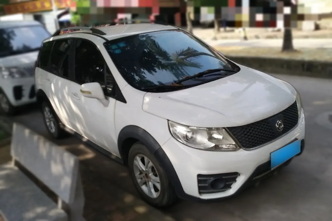 2015 DongFeng Forthing Joyear X3 1.5L 120HP L4 5MT,autocango,china used car exporter,china ev exporter,chinese used car exporter,chinese used ev exporter