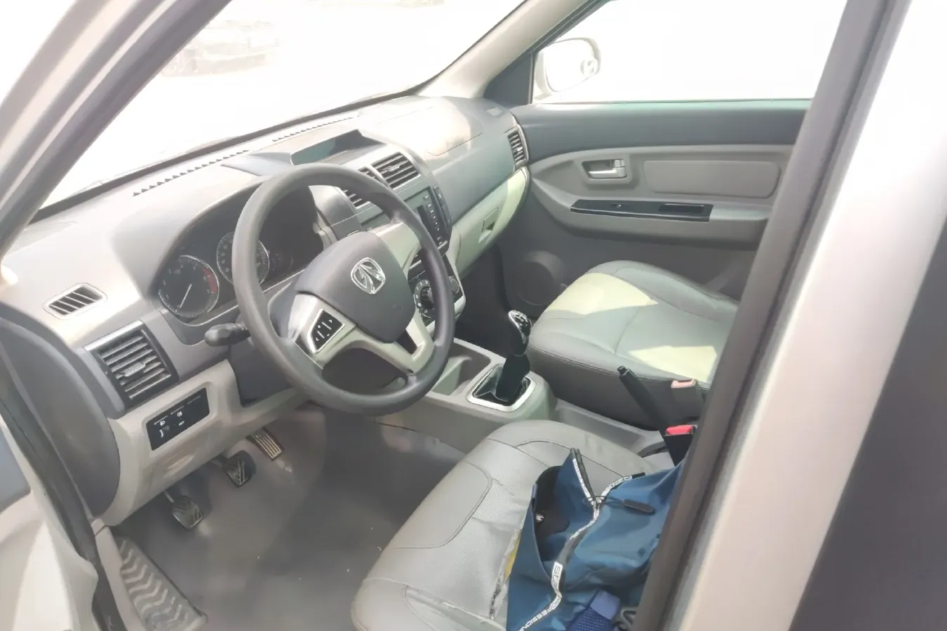 2014 BAIC WeiWang M20 1.5L 106HP L4 5MT,autocango,china used car exporter,china ev exporter,chinese used car exporter,chinese used ev exporter