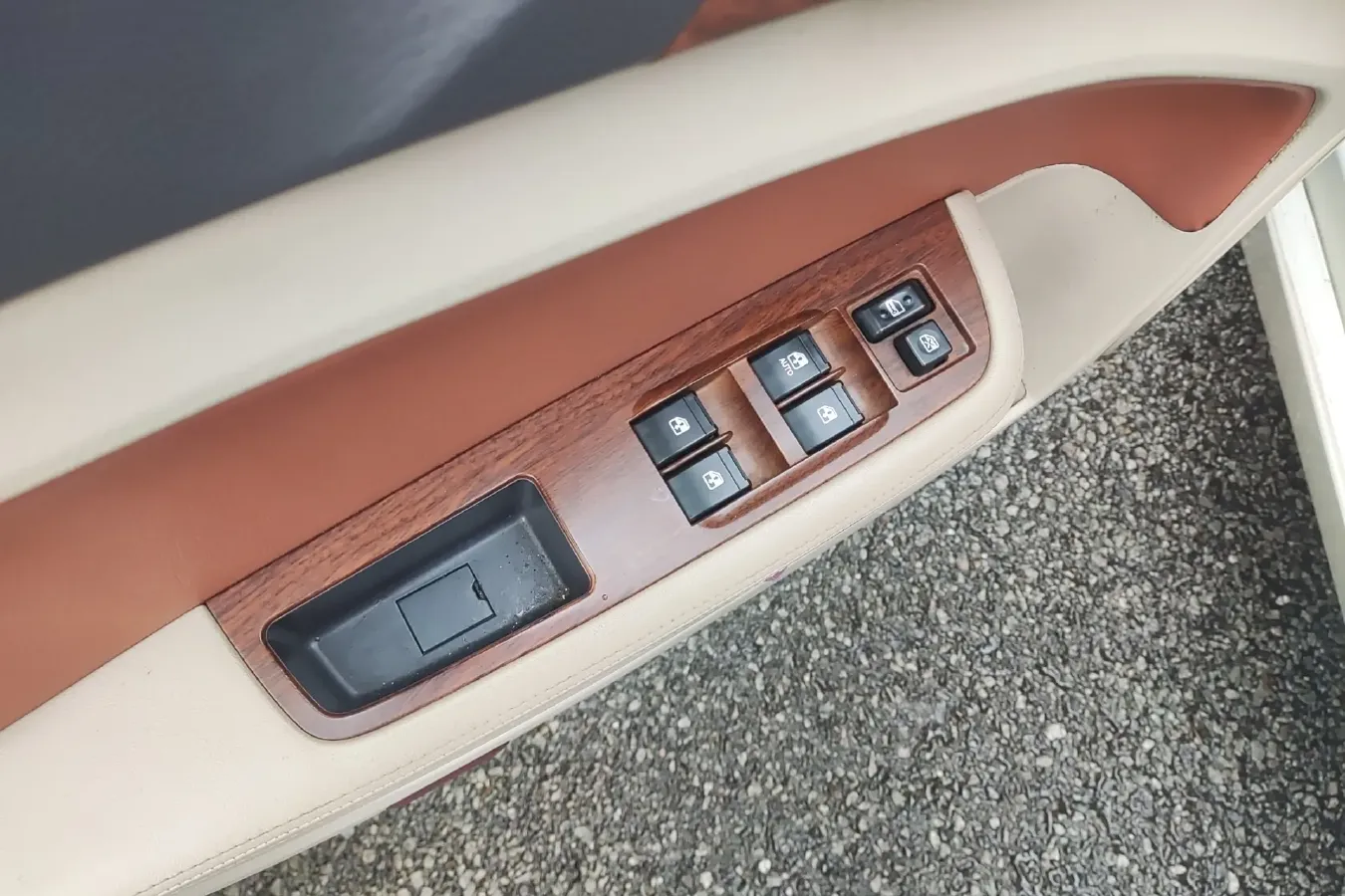 2016 GAC Trumpchi GA5 1.0L 61HP L4 PHEV 13KWH,autocango,china used car exporter,china ev exporter,chinese used car exporter,chinese used ev exporter