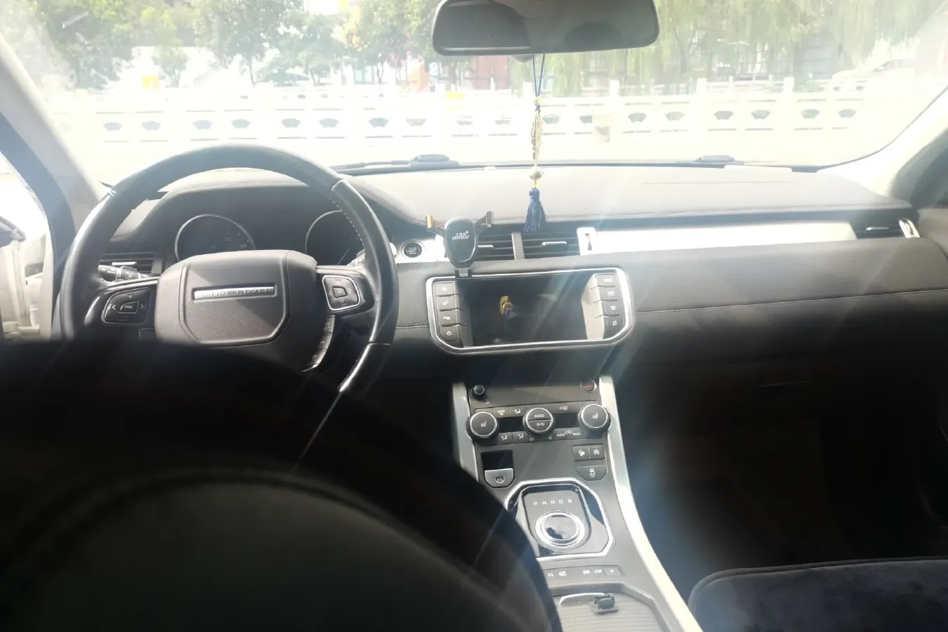 2017 Land Rover Range Rover Evoque 2.0T 241HP L4 9AT,autocango,china used car exporter,china ev exporter,chinese used car exporter,chinese used ev exporter