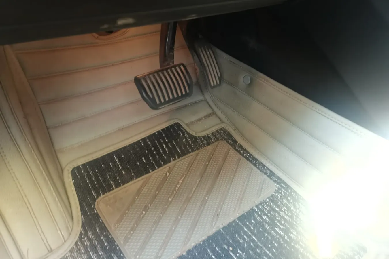 2017 Land Rover Range Rover Evoque 2.0T 241HP L4 9AT,autocango,china used car exporter,china ev exporter,chinese used car exporter,chinese used ev exporter