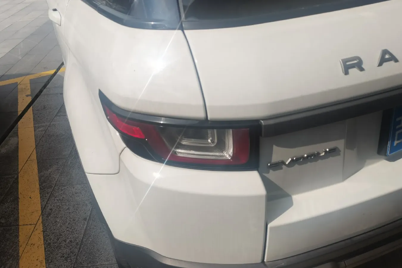 2017 Land Rover Range Rover Evoque 2.0T 241HP L4 9AT,autocango,china used car exporter,china ev exporter,chinese used car exporter,chinese used ev exporter