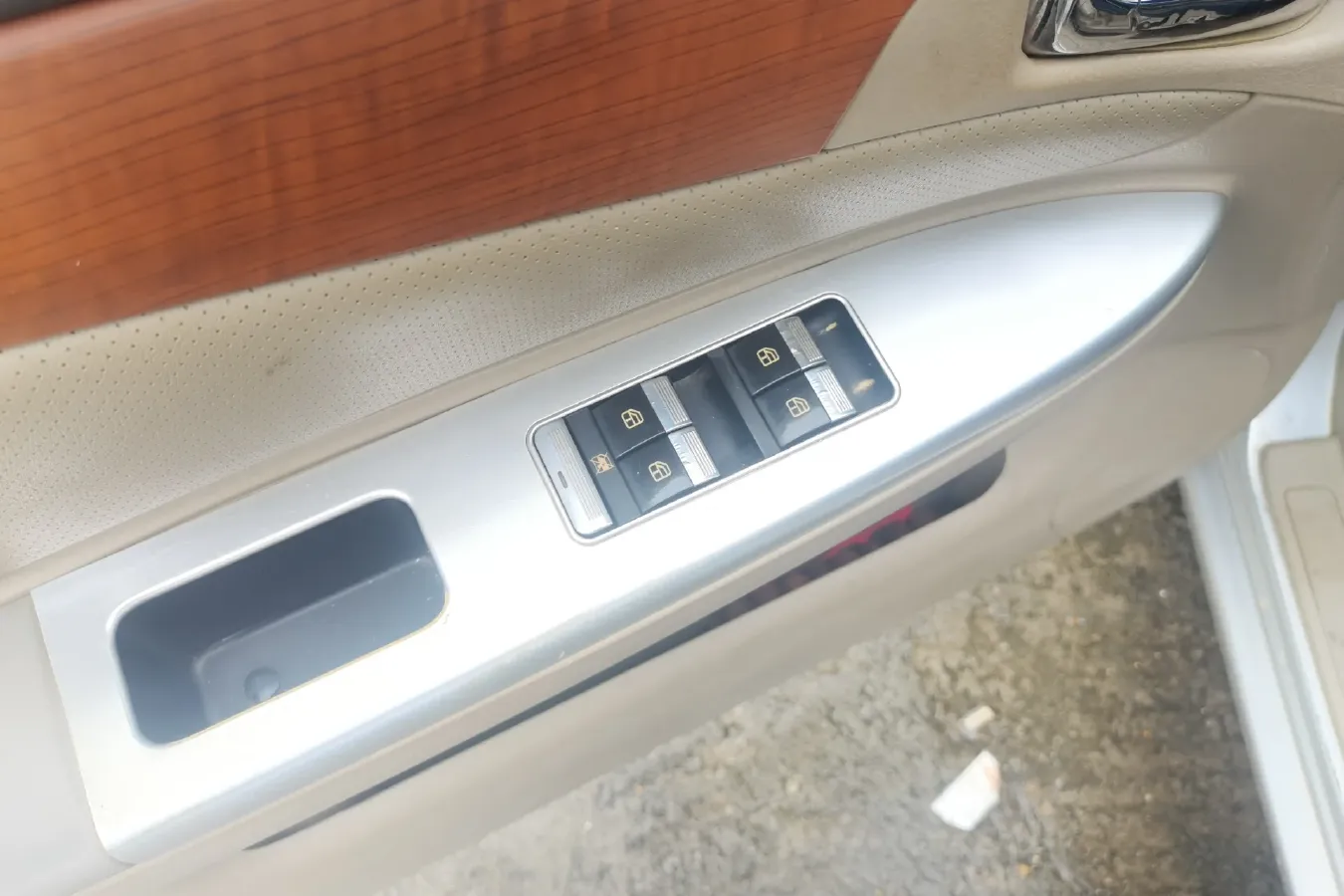 2012 LiFan 620 1.5L 94HP L4 5MT,autocango,china used car exporter,china ev exporter,chinese used car exporter,chinese used ev exporter