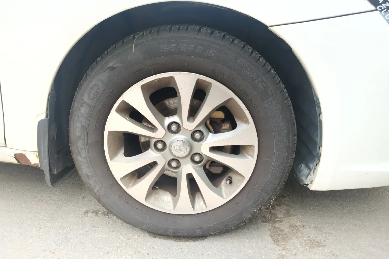 2015 Soueast V5 1.5L 120HP L4 5MT,autocango,china used car exporter,china ev exporter,chinese used car exporter,chinese used ev exporter