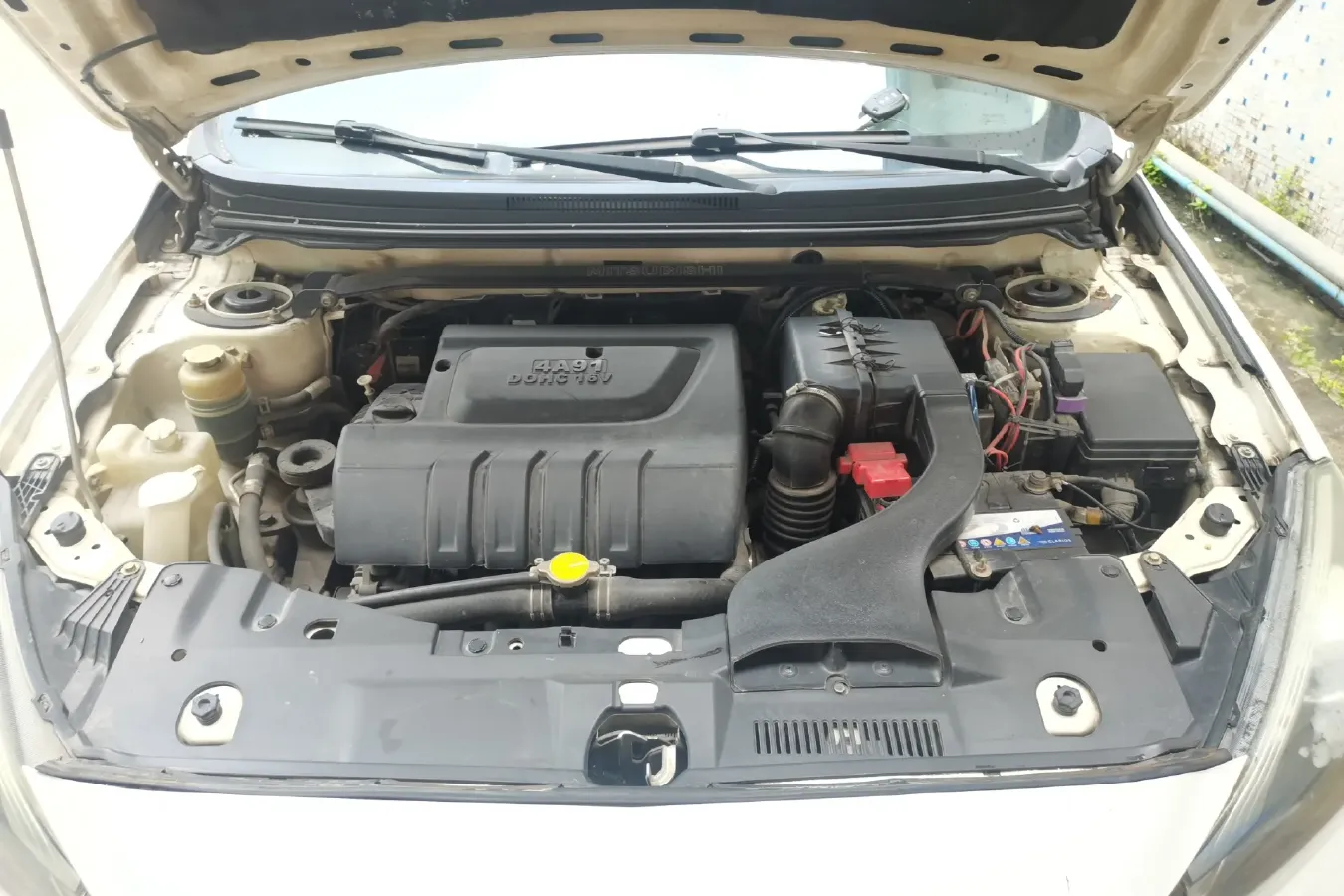 2015 Soueast V5 1.5L 120HP L4 5MT,autocango,china used car exporter,china ev exporter,chinese used car exporter,chinese used ev exporter