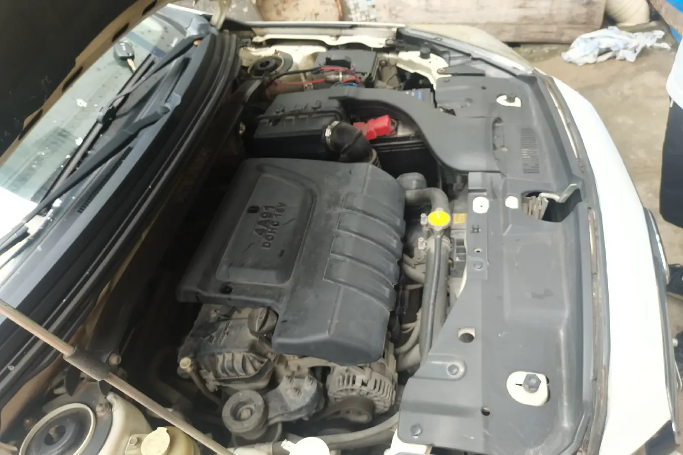 2015 Soueast V5 1.5L 120HP L4 5MT,autocango,china used car exporter,china ev exporter,chinese used car exporter,chinese used ev exporter