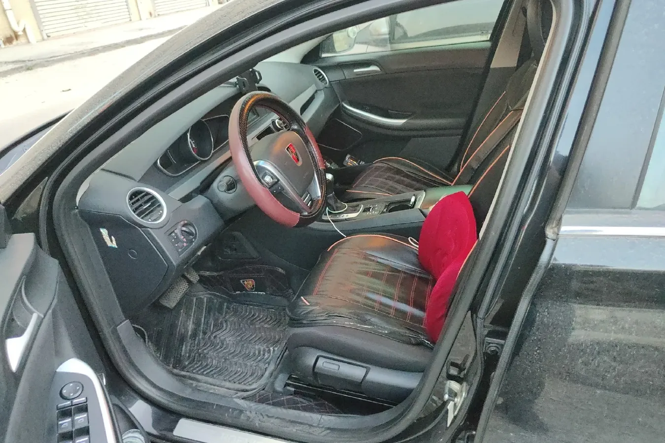 2014 Roewe e550 1.5L 109HP L4 2AT PHEV 11.8KWH,autocango,china used car exporter,china ev exporter,chinese used car exporter,chinese used ev exporter