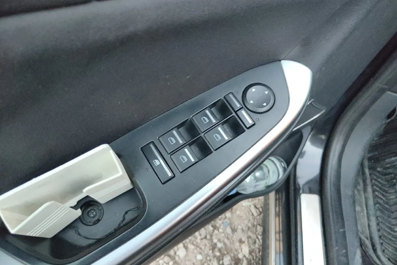 2014 Roewe e550 1.5L 109HP L4 2AT PHEV 11.8KWH,autocango,china used car exporter,china ev exporter,chinese used car exporter,chinese used ev exporter