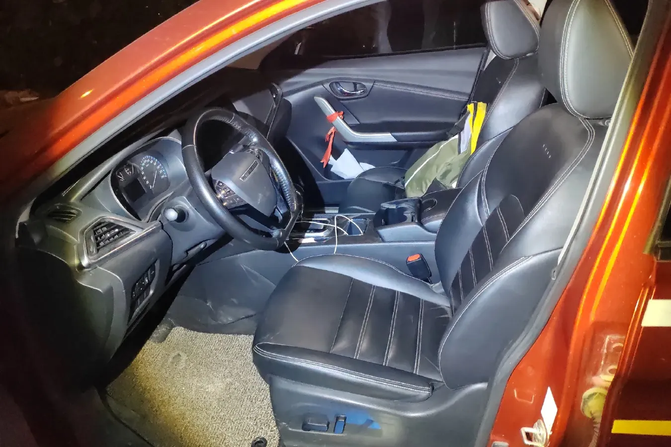 2017 Venucia T90 2.0L 144HP L4 CVT,autocango,china used car exporter,china ev exporter,chinese used car exporter,chinese used ev exporter