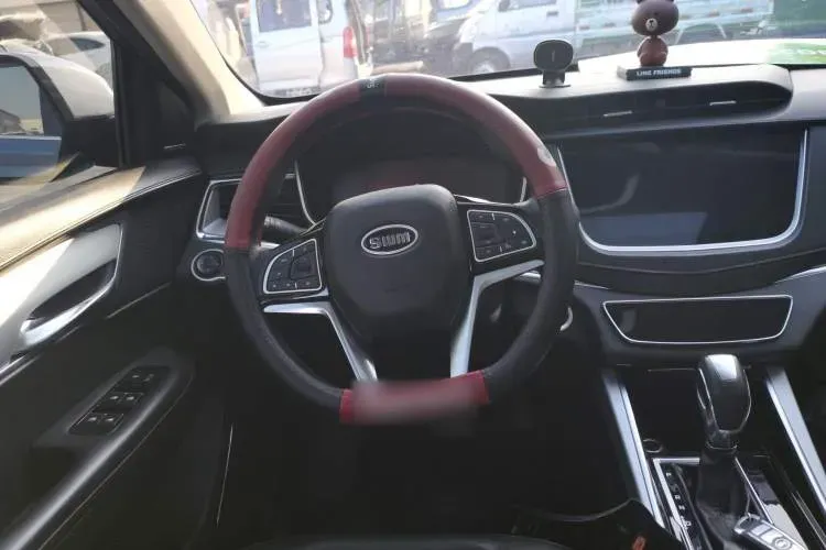 2018 SWM G01 1.5T 156HP L4 6AT,autocango,china used car exporter,china ev exporter,chinese used car exporter,chinese used ev exporter