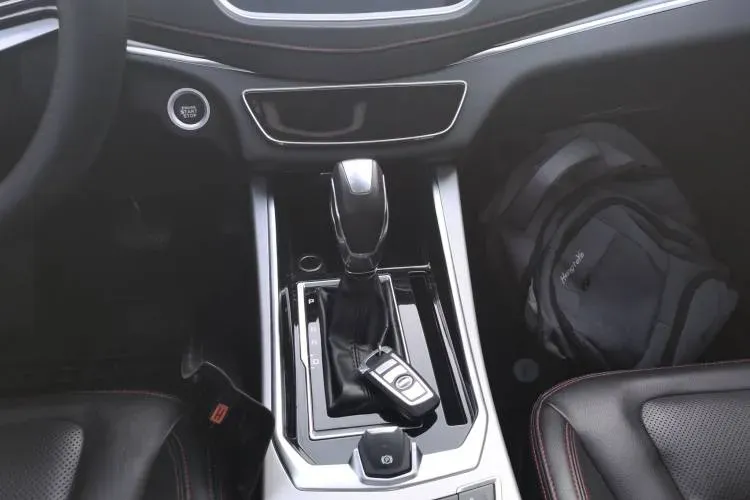 2018 SWM G01 1.5T 156HP L4 6AT,autocango,china used car exporter,china ev exporter,chinese used car exporter,chinese used ev exporter