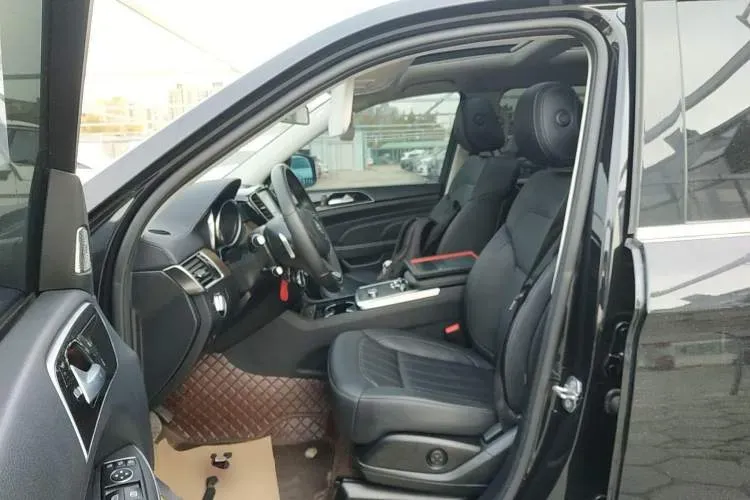 2021 BeiJing BJ90 3.0T 333HP V6 9AT,autocango,china used car exporter,china ev exporter,chinese used car exporter,chinese used ev exporter