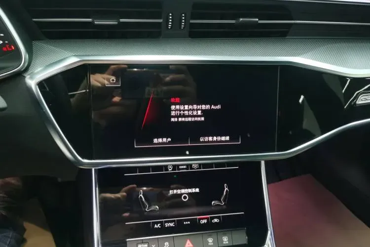 2021 Audi A6L 2.0T 190HP L4 7DCT,autocango,china used car exporter,china ev exporter,chinese used car exporter,chinese used ev exporter