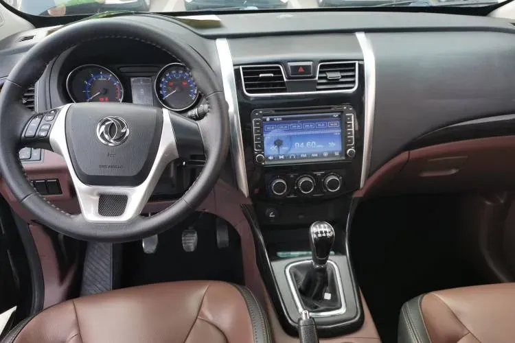 2016 DongFeng Forthing SX6 1.6L 122HP L4 5MT,autocango,china used car exporter,china ev exporter,chinese used car exporter,chinese used ev exporter