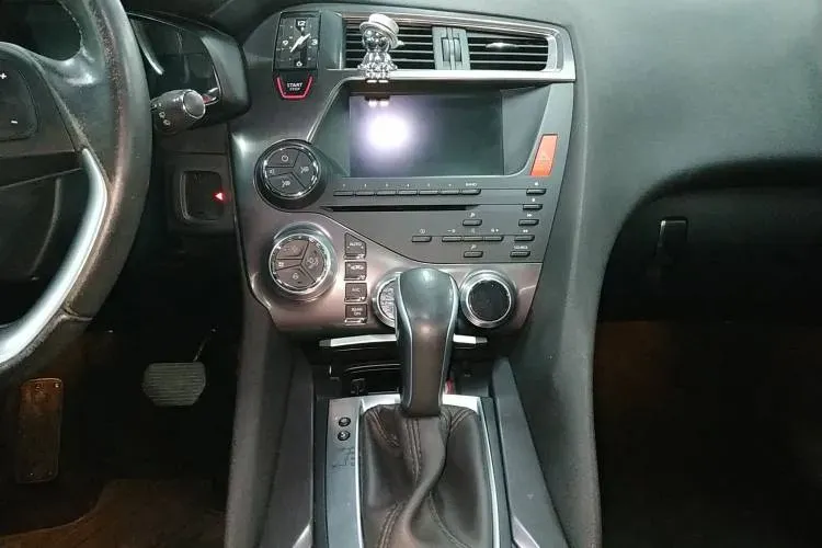 2014 DS 5 1.6T 163HP L4 6AT,autocango,china used car exporter,china ev exporter,chinese used car exporter,chinese used ev exporter