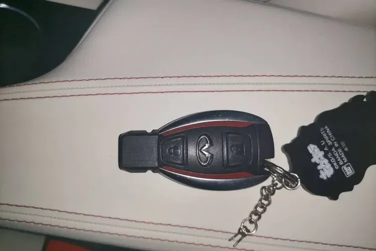 2017 Infiniti QX30 1.6T 156HP L4 7DCT,autocango,china used car exporter,china ev exporter,chinese used car exporter,chinese used ev exporter