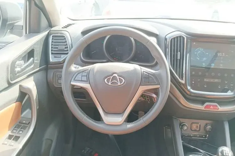 2016 ChangAn Oshan CX70 1.6L 117HP L4 5MT,autocango,china used car exporter,china ev exporter,chinese used car exporter,chinese used ev exporter