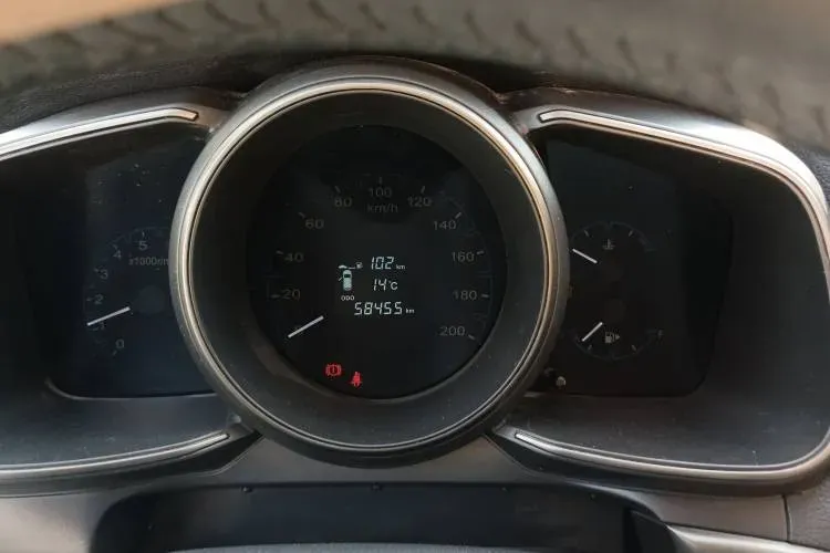 2016 ChangAn Oshan CX70 1.6L 117HP L4 5MT,autocango,china used car exporter,china ev exporter,chinese used car exporter,chinese used ev exporter