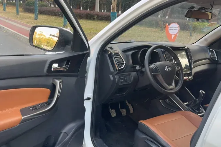 2016 ChangAn Oshan CX70 1.6L 117HP L4 5MT,autocango,china used car exporter,china ev exporter,chinese used car exporter,chinese used ev exporter