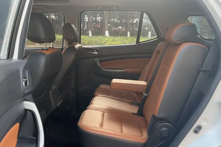 2016 ChangAn Oshan CX70 1.6L 117HP L4 5MT,autocango,china used car exporter,china ev exporter,chinese used car exporter,chinese used ev exporter