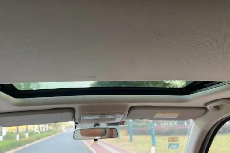 2016 ChangAn Oshan CX70 1.6L 117HP L4 5MT,autocango,china used car exporter,china ev exporter,chinese used car exporter,chinese used ev exporter