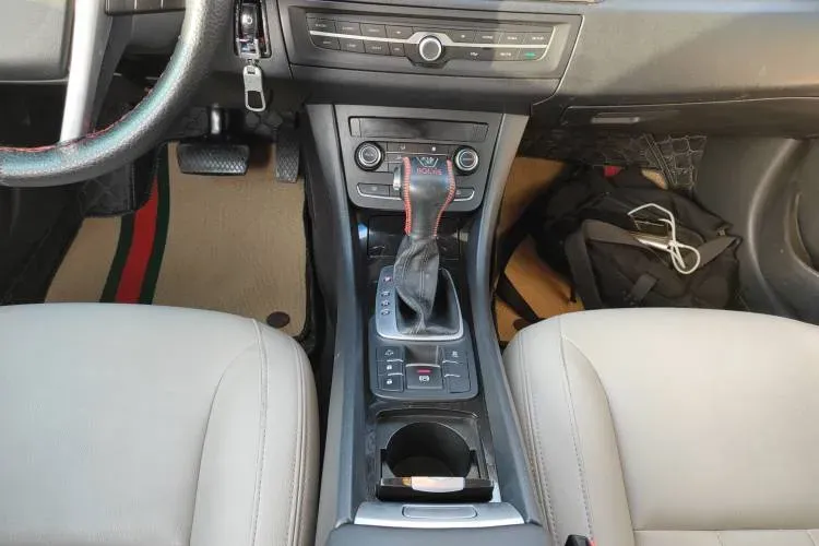 2016 Roewe e550 1.5L 109HP L4 2AT PHEV 12KWH,autocango,china used car exporter,china ev exporter,chinese used car exporter,chinese used ev exporter