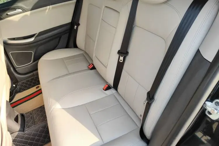 2016 Roewe e550 1.5L 109HP L4 2AT PHEV 12KWH,autocango,china used car exporter,china ev exporter,chinese used car exporter,chinese used ev exporter