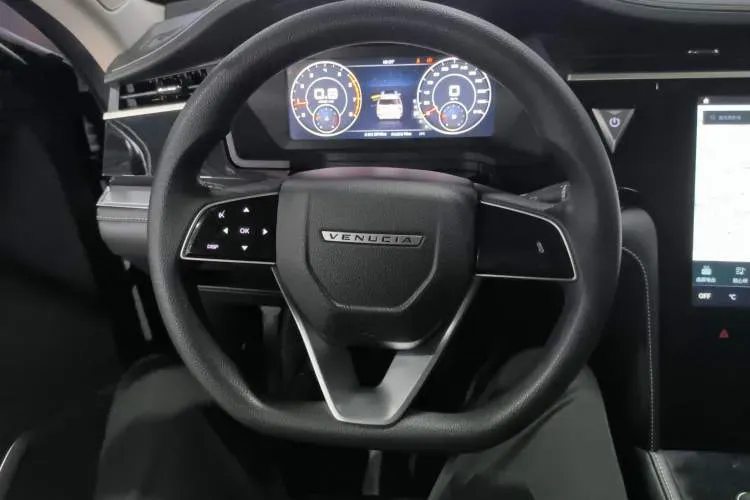 2020 Venucia Star 1.5T 190HP L4 7DCT,autocango,china used car exporter,china ev exporter,chinese used car exporter,chinese used ev exporter