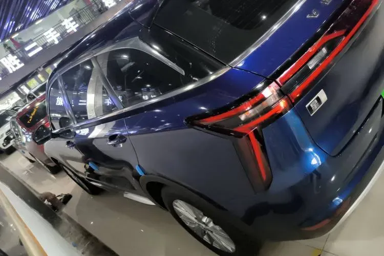2020 Venucia Star 1.5T 190HP L4 7DCT,autocango,china used car exporter,china ev exporter,chinese used car exporter,chinese used ev exporter