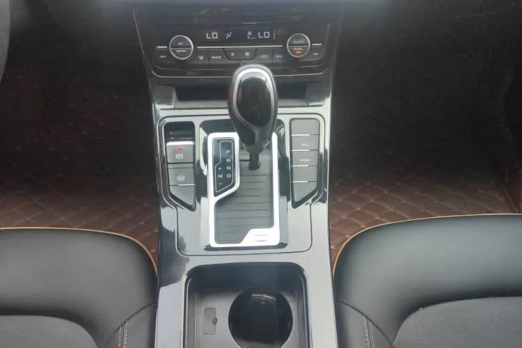 2020 Geely Emgrand GL 1.4T 141HP L4 CVT,autocango,china used car exporter,china ev exporter,chinese used car exporter,chinese used ev exporter