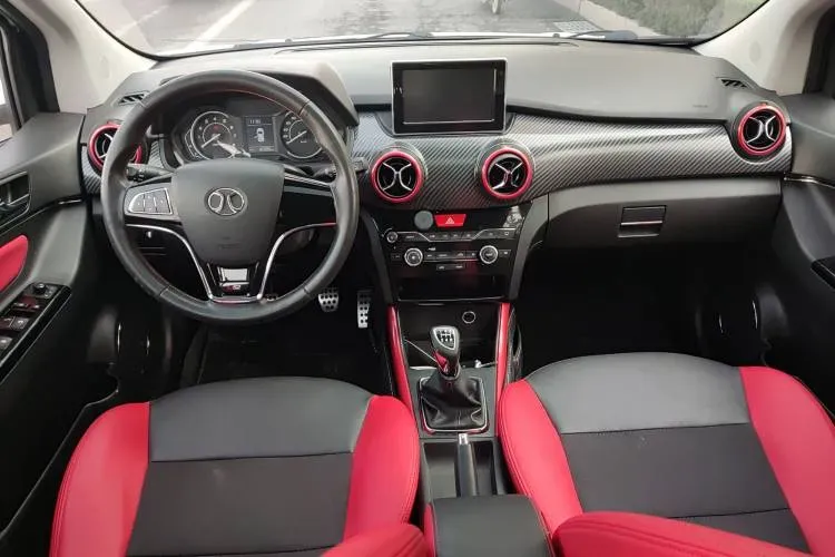 2015 BeiJing Auto Senova X25 1.5L 116HP L4 5MT,autocango,china used car exporter,china ev exporter,chinese used car exporter,chinese used ev exporter