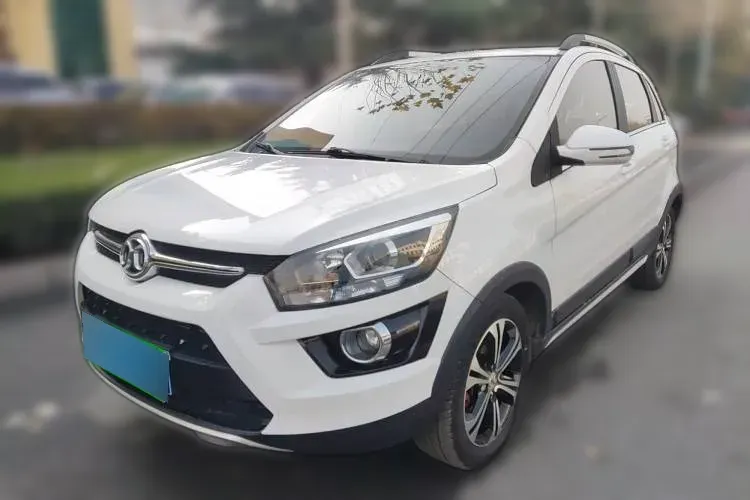 2015 BeiJing Auto Senova X25 1.5L 116HP L4 5MT,autocango,china used car exporter,china ev exporter,chinese used car exporter,chinese used ev exporter