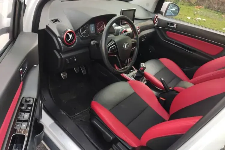 2015 BeiJing Auto Senova X25 1.5L 116HP L4 5MT,autocango,china used car exporter,china ev exporter,chinese used car exporter,chinese used ev exporter