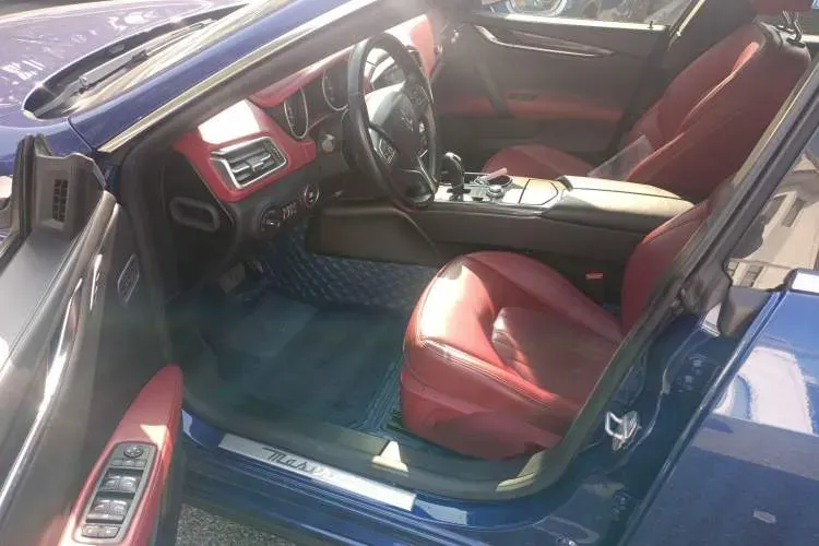 2020 Maserati MC20 3.0T 630HP V6 8DCT,autocango,china used car exporter,china ev exporter,chinese used car exporter,chinese used ev exporter