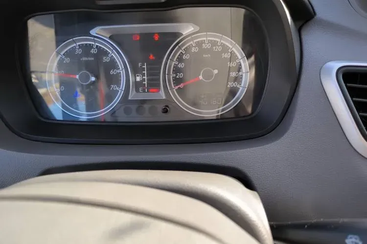 2014 FAW XiaLi N5 1.3L 91HP L4 5MT,autocango,china used car exporter,china ev exporter,chinese used car exporter,chinese used ev exporter