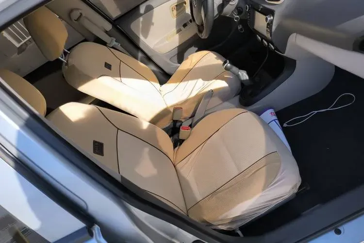 2014 FAW XiaLi N5 1.3L 91HP L4 5MT,autocango,china used car exporter,china ev exporter,chinese used car exporter,chinese used ev exporter