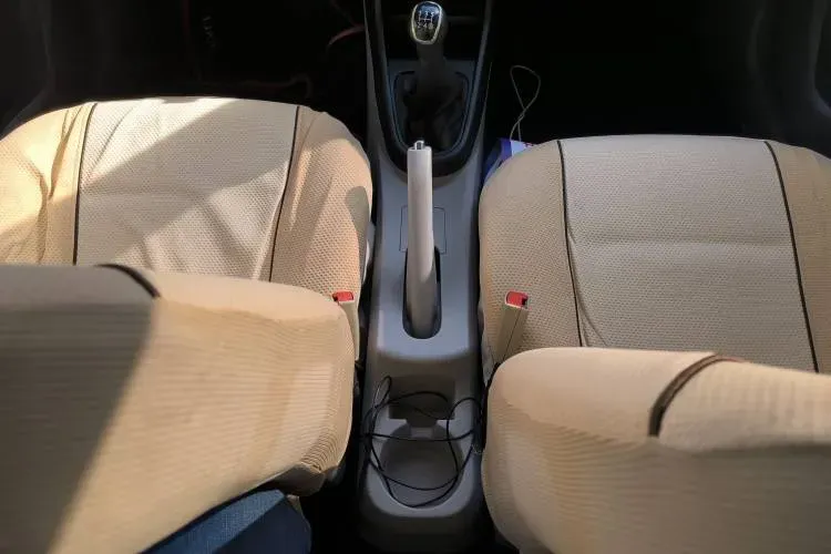 2014 FAW XiaLi N5 1.3L 91HP L4 5MT,autocango,china used car exporter,china ev exporter,chinese used car exporter,chinese used ev exporter