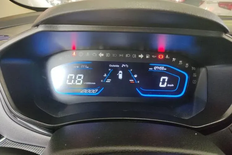 2017 ChangAn Oshan A800 1.6L 125HP L4 5MT,autocango,china used car exporter,china ev exporter,chinese used car exporter,chinese used ev exporter