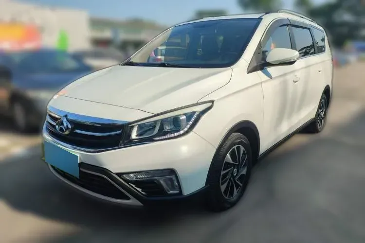 2017 ChangAn Oshan A800 1.6L 125HP L4 5MT,autocango,china used car exporter,china ev exporter,chinese used car exporter,chinese used ev exporter