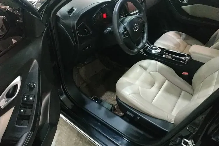 2017 Aion Trumpchi GA3S 1.5L 97HP L4 PHEV 12KWH,autocango,china used car exporter,china ev exporter,chinese used car exporter,chinese used ev exporter