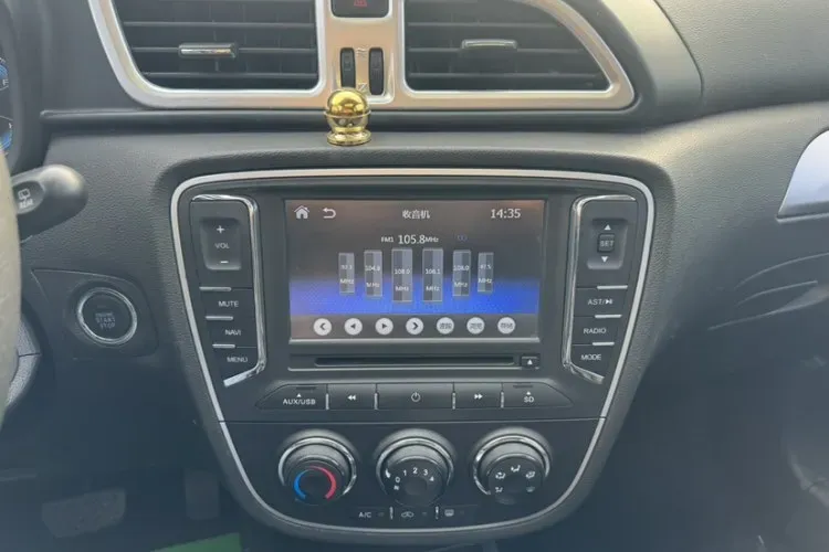 2015 FAW Jumpal D60 1.8L 139HP L4 6AT,autocango,china used car exporter,china ev exporter,chinese used car exporter,chinese used ev exporter