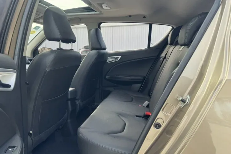 2015 FAW Jumpal D60 1.8L 139HP L4 6AT,autocango,china used car exporter,china ev exporter,chinese used car exporter,chinese used ev exporter