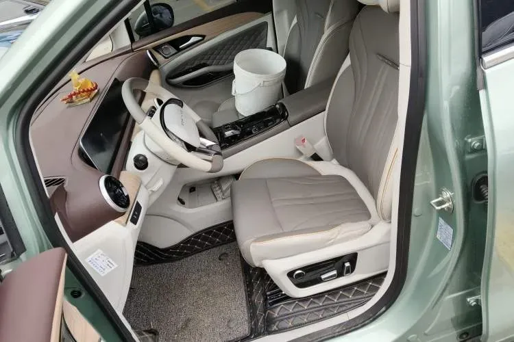 2022 DongFeng Forthing Yacht 1.5T 197HP L4 7DCT,autocango,china used car exporter,china ev exporter,chinese used car exporter,chinese used ev exporter