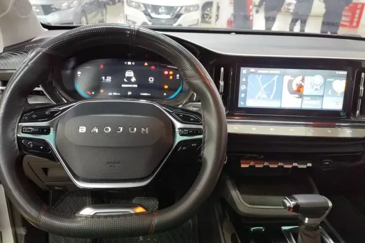 2019 BaoJun RM-5 1.5T 147HP L4 CVT,autocango,china used car exporter,china ev exporter,chinese used car exporter,chinese used ev exporter