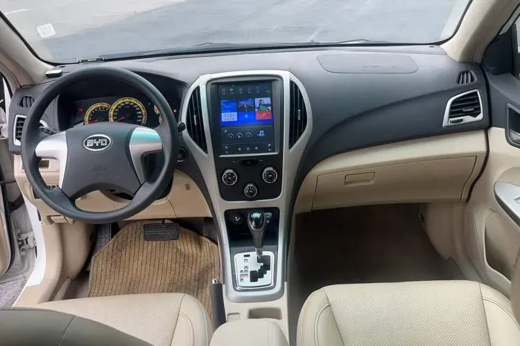 2014 BYD F3 1.5L 109HP L4 6DCT,autocango,china used car exporter,china ev exporter,chinese used car exporter,chinese used ev exporter