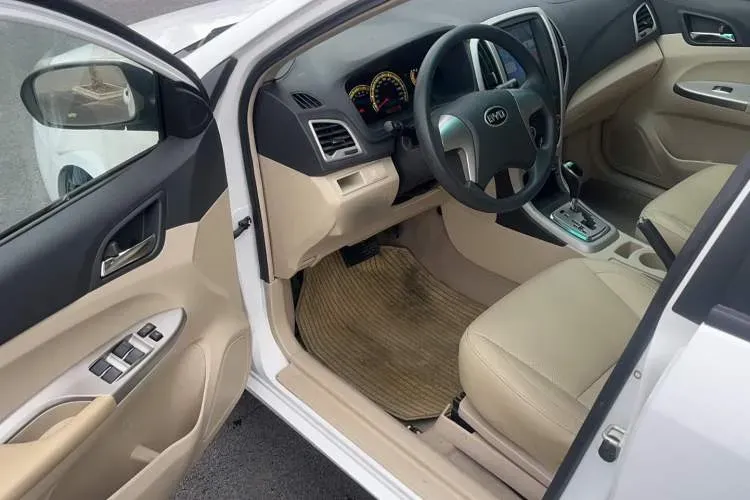 2014 BYD F3 1.5L 109HP L4 6DCT,autocango,china used car exporter,china ev exporter,chinese used car exporter,chinese used ev exporter