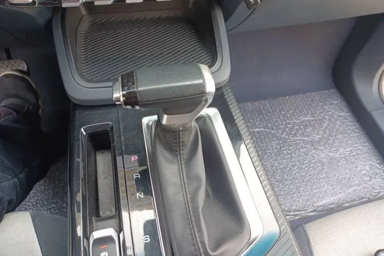 2019 BaoJun RM-5 1.5T 147HP L4 CVT,autocango,china used car exporter,china ev exporter,chinese used car exporter,chinese used ev exporter