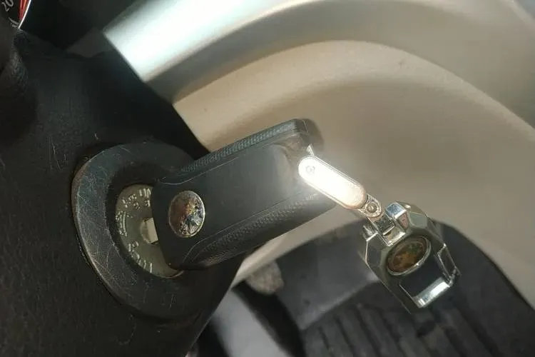 2015 Venucia T70 1.6L 121HP L4 5MT,autocango,china used car exporter,china ev exporter,chinese used car exporter,chinese used ev exporter